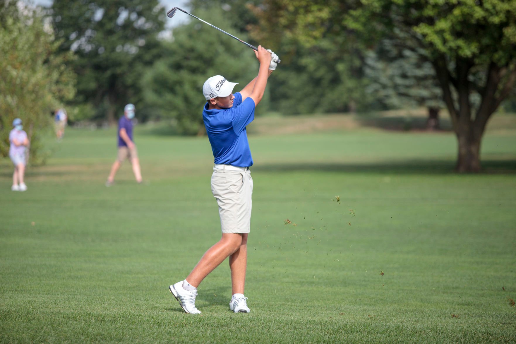 GALLERY-boys-golf-082620-18.jpg
